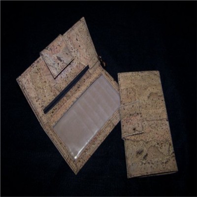 The Wallet: Bon Aire